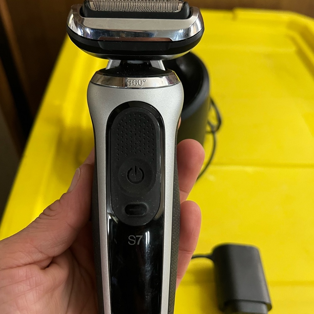 Mens Electric Shaver